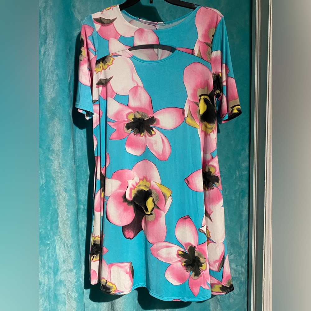 Floral summer dress size large